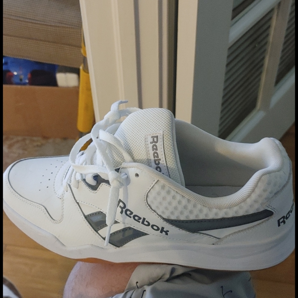 Shoes - Picture 2 of 2